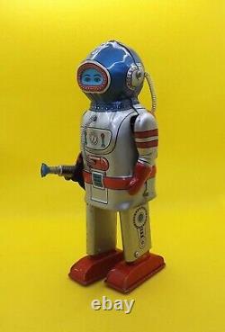 Rare Vintage Deep Sea Diver Robot Windup Toy Inter-planet Astronaut Space Capt