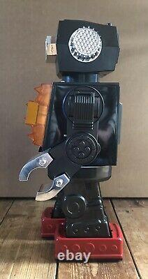 Rare Vintage Horikawa Giant Rotate-O-Matic Super Robot Space Tin Toy