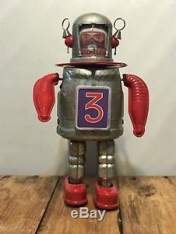 Rare Vintage MC Space Astronaut Spaceman Metal Tin Windup Robot Litho Toy HTF EC