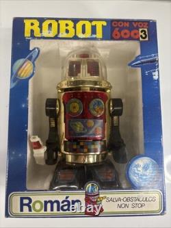 Rare Vintage ROBOT Lights Up Spain BatteryOperated Action Space Sci-fi 80s T2