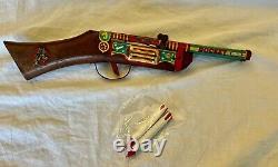 Rare Vintage TOY Gun Western Space Crossover Double Barrel With Darts Works Rare