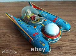 Rare vintage battery powered SPACE SCOUT tin Space toy of 60's made in Japan