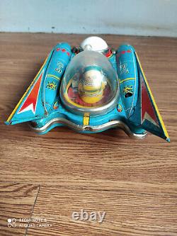 Rare vintage battery powered SPACE SCOUT tin Space toy of 60's made in Japan