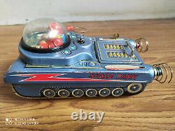 Rare vintage battery powered SPACE TANK tin Space toy of 60's made in Japan