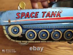 Rare vintage battery powered SPACE TANK tin Space toy of 60's made in Japan