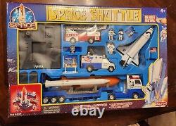 Realtoy Space Shuttle Set Die Cast Metal Nasa 38920 Vintage New Launching Truck