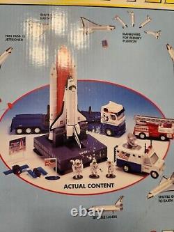 Realtoy Space Shuttle Set Die Cast Metal Nasa 38920 Vintage New Launching Truck