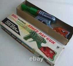 SPACE RAY GUN YOSHIYA Vintage Toys Friction Gun Rare Japan 1960's UNUSED FedEx K