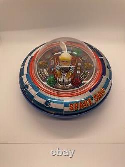 SPACE SHIP X 5 vintage toy Mint In Box, Works