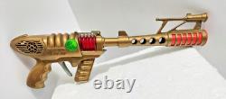 Scarce Vintage Toy Taiyo Space Pilot Jet Ray Gun works sparks & noise AF