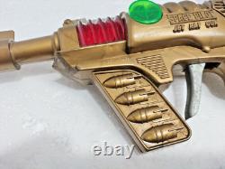 Scarce Vintage Toy Taiyo Space Pilot Jet Ray Gun works sparks & noise AF