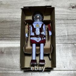 Tinplate Astronaut SPACE COMMANDO Wind-up Type Vintage Tin Toy Showa Retro