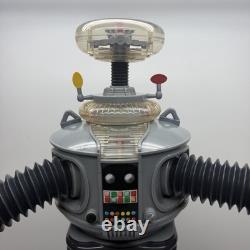 Trendmasters 1998 Vintage Lost in Space B-9 Robot 24 Tall with Remote