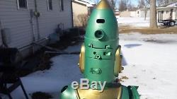 VINTAGE 1963 BIG LOO GIANT SPACE ROBOT by MARX Battery Operated Toy