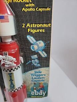 VINTAGE-1970's-PROCESSED PLASTIC CO. 14-APOLLO MOON ROCKET MOC Rare Titan