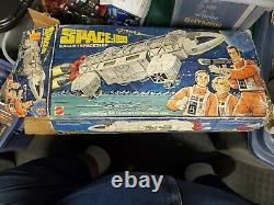 VINTAGE 1976 MATTEL SPACE 1999 EAGLE ONE 1 SPACE SHIP not complete