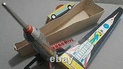 VINTAGE COSMOS TOY 70s SPACE SHIP BATTERY OPERATED LEMEZARY HUNGARY RARE RED