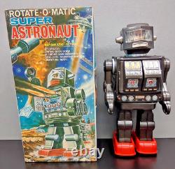 VINTAGE HORIKAWA ROTATE-O-MATIC SUPER ASTRONAUT ROBOT TIN WithBOX MADE IN JAPAN