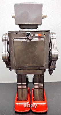 VINTAGE HORIKAWA ROTATE-O-MATIC SUPER ASTRONAUT ROBOT TIN WithBOX MADE IN JAPAN
