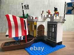 VINTAGE Lego Pirate 6267 Lagoon Lock-Up 100% COMPLETE with instructions & box