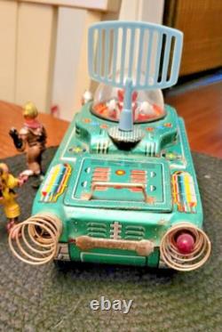VINTAGE MODERN TOYS MASUDAYA TN tin SPACE TANK Japan and ajax archer spacemen