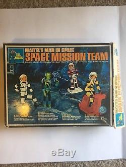 VINTAGE- Major Matt Mason Space Mission Team Mattel 1968