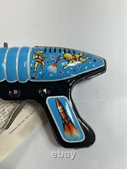 VINTAGE RAKETAPISZTOLY (Rocket Pistol) TIN TOY Space Ray Gun Complete In Box VGC