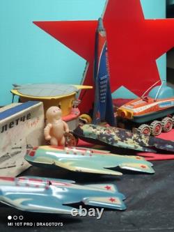 VINTAGE ROCKET COSMOS 189 FRICTION TOY 60s SPACESHIP ROMANIA AGATEX SOVIET ERA
