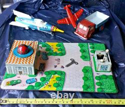 VINTAGE ROCKET START-1 SPACE FRICTION TOY 60s RISE UP LIFT SOVIET ERA USSR CCCP