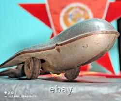 VINTAGE ROCKET START-1 SPACE FRICTION TOY 60s RISE UP LIFT SOVIET ERA USSR CCCP