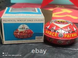 VINTAGE SPACE SHIP PATROL FLYING SAUSER T. T JAPAN WIND UP TOY 60s IN ORIG. BOX