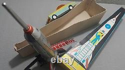 VINTAGE SPACE SHIP PATROL FLYING SAUSER T. T JAPAN WIND UP TOY 60s IN ORIG. BOX