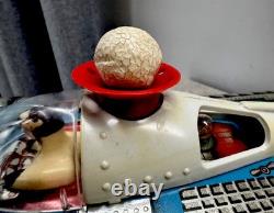 VINTAGE Space Tin Toy Holdauto Action Toy Full Set Original Box