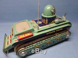 VINTAGE TIN TOY SPACE TANK GYRO ACTION ME 091 MADE IN CHINA 1970's