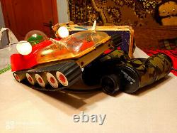 VINTAGE VERY RARE SOVIET USSR SPACE TOY PLANET ROVER BOX BATTERY OPER 100% work