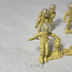 VTG 6 Tom Corbett Space Academy Figures Yellow Spacemen with Original Helmets