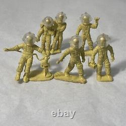 VTG 6 Tom Corbett Space Academy Figures Yellow Spacemen with Original Helmets