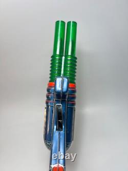 VTG KO Yoshiya Japan Space Ray Gun Tin Toy Double Barrel Pom Pom Action Friction