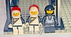 VTG LEGO Space Police I 6955 Space Lock-Up Isolation x3 Minifigs No Instructions