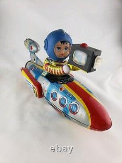 VTG ROCKET SHIP (477 ME 777) Red China Universe Televiboat Rare find