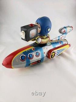 VTG ROCKET SHIP (477 ME 777) Red China Universe Televiboat Rare find