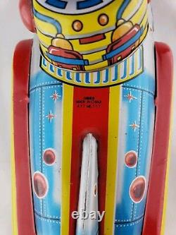 VTG ROCKET SHIP (477 ME 777) Red China Universe Televiboat Rare find