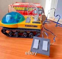 VTG Russian Soviet TOY SPACE SHIP BATTERY TRUCK LUNOKHOD LUNNIK CAR MOON WALKER