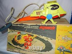 VTG Russian Soviet TOY SPACE SHIP BATTERY TRUCK LUNOKHOD LUNNIK car MOON WALKER