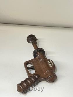 Vintage 1930's 1940's Daisy Mfg Buck Rogers 25th Century Ray Space TOY gun