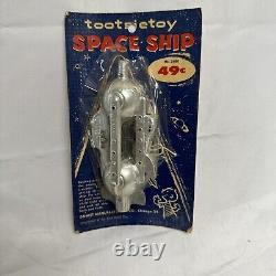 Vintage 1950's Tootsietoy Cast Metal Space Ship No. 2480 Sealed (Set Of 2)