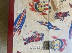 Vintage 1950's space trunk Toy astronauts spaceships Robots