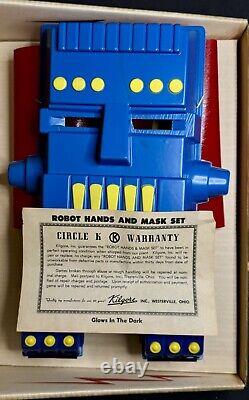 Vintage 1958 Kilgore Toys Robot Hands & Mask Space Set withDisplay Box! Very Rare