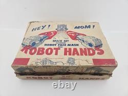 Vintage 1958 Kilgore Toys Robot Hands & Mask Space Set withDisplay Box! Very Rare