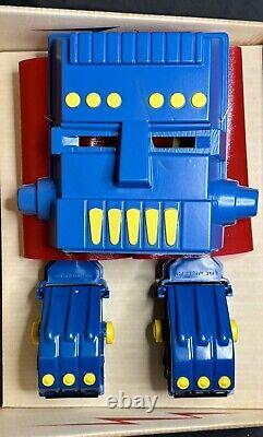 Vintage 1958 Kilgore Toys Robot Hands & Mask Space Set withDisplay Box! Very Rare